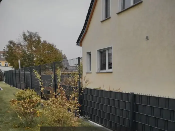 Detail einer ausgeführten Doppelstabmattenanlage