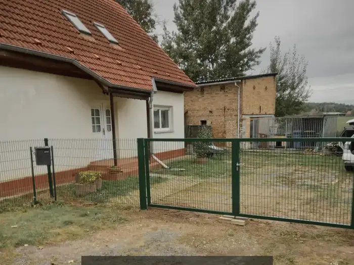 Detail einer ausgeführten Doppelstabmattenanlage